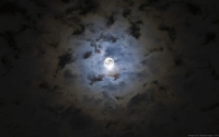 Collection\Msft\Seasons: Full-Moon-through-clouds